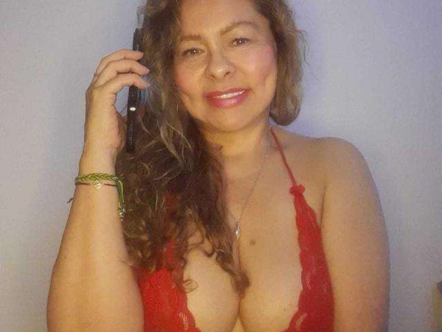 MiaAmoretti - Live sex cam - 28006283