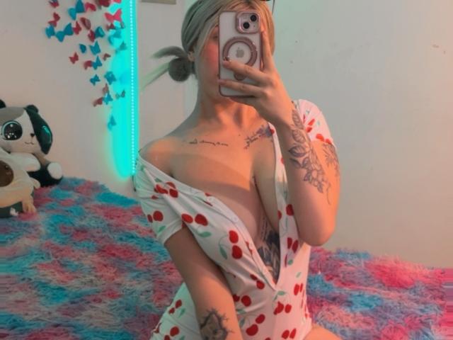 SammyViolet - Live porn &amp; sex cam - 28007588
