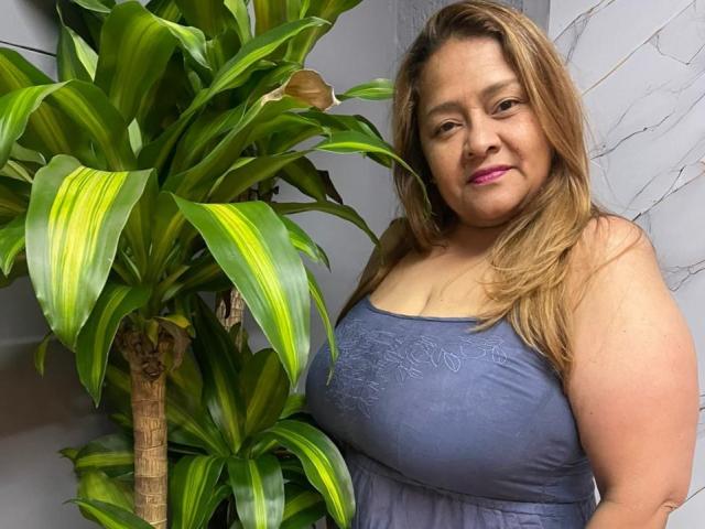 MonzerratBoyer - Live sex cam - 28007723