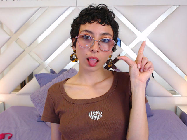 EmilyAllen - Sexe cam en vivo - 28008110