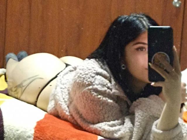 EmmaCollinsHot - Live porn &amp; sex cam - 28010075