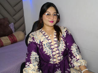 HelueJamil - Live Sex Cam - 28011005