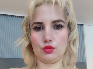 GiuliaAddams - Live porn &amp; sex cam - 28013054