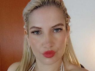 GiuliaAddams - Live porn &amp; sex cam - 28015166