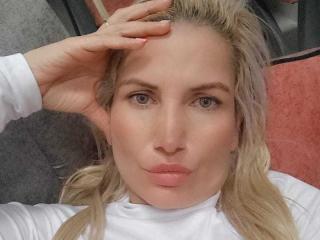 GiuliaAddams - Live porn &amp; sex cam - 28015181