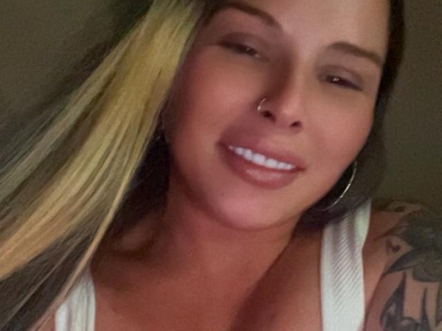 MoniyBelle - Live sexe cam - 28015886