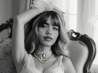 IsabelaLoben - Élő pornó és szexkamera - 28018094