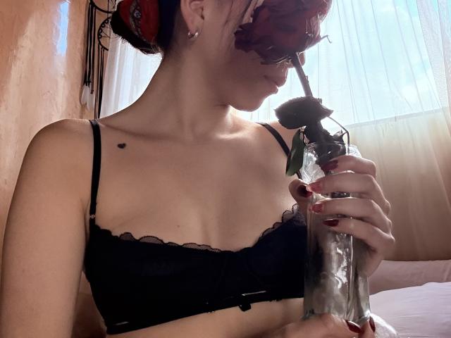 IzzysMisss - сексуальная веб-камера в реальном времени - 28018538