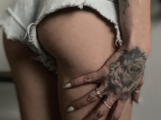 DaneeSoHot - Sexe cam en vivo - 28021049