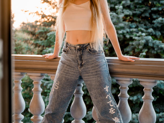 MiaMeowa - Live Sex Cam - 28021529