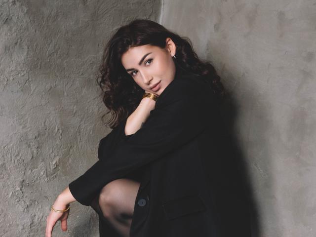 OliviaCluff - Live sex cam - 28021910