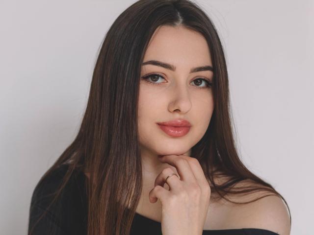 ChristinaBliss - Live sex cam - 28022828