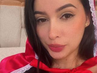 EmilyParkerr - Live sexe cam - 28023377