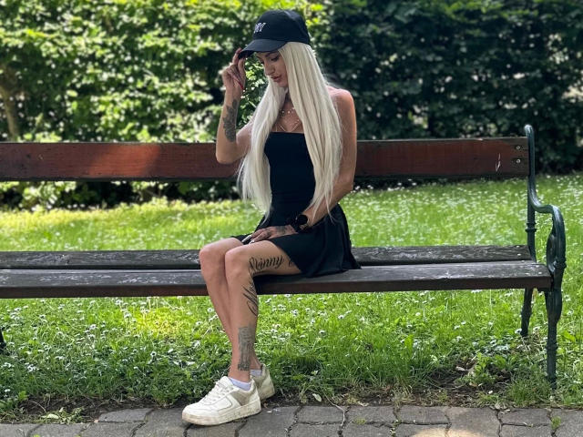 MrsSkinnyGoddess-hot - Live sex cam - 28023770