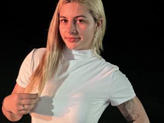 AtheneaRossi - Live porn &amp; sex cam - 28024538