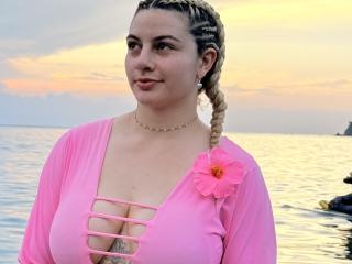 AtheneaRossi - Live porn &amp; sex cam - 28024583