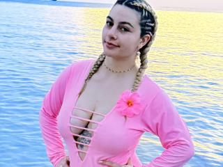 AtheneaRossi - Live sex cam - 28024679