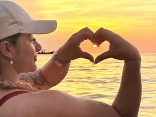 AtheneaRossi - Live sex cam - 28024718