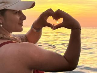 AtheneaRossi - Live sex cam - 28024721