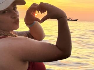 AtheneaRossi - Live sex cam - 28024724