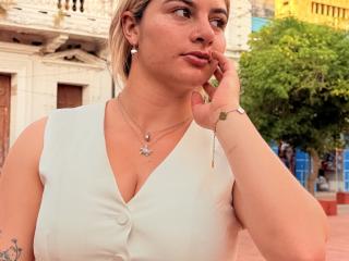 AtheneaRossi - Live sex cam - 28024961