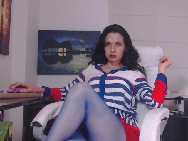 AfroditaRgenis - Sexe cam en vivo - 28026116