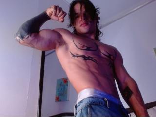 AlexBernal - Sexe cam en vivo - 28027646