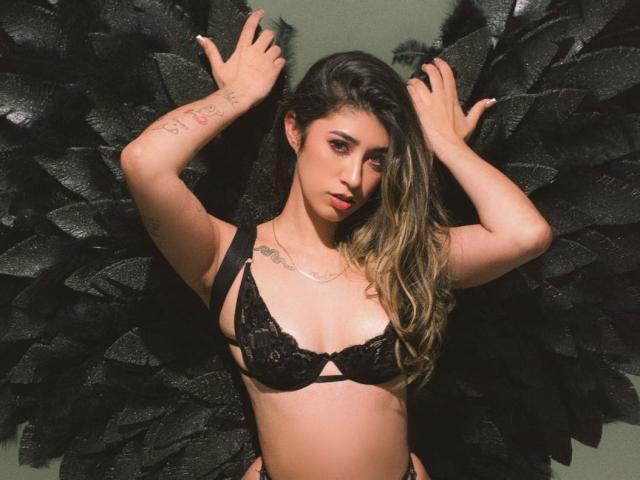 JulietaRicc - Live porno og sexkamera - 28027934