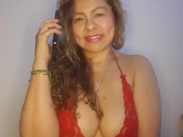 MiaAmoretti - Live Sex Cam - 28028747