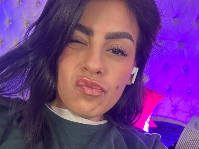 CamilePretty - Live porn &amp; sex cam - 28035452