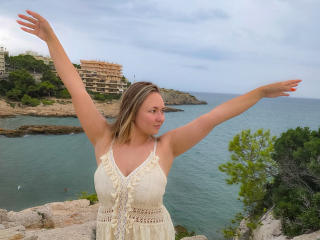 SallyVerda - Live sexe cam - 28038509