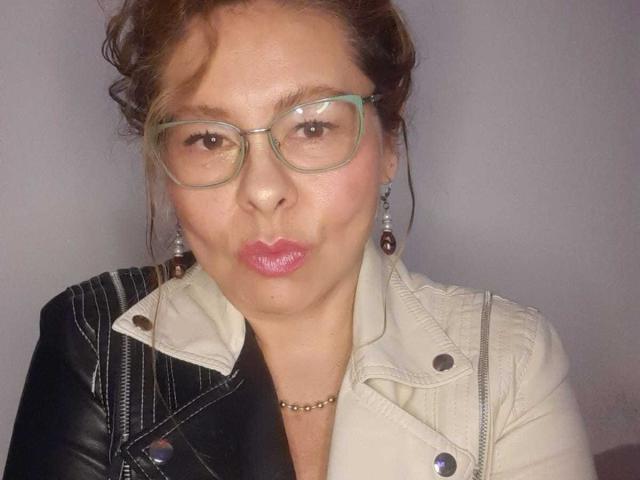 MiaAmoretti - Live sex cam - 28039205