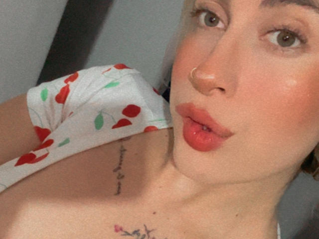 SammyViolet - Live sexe cam - 28039463