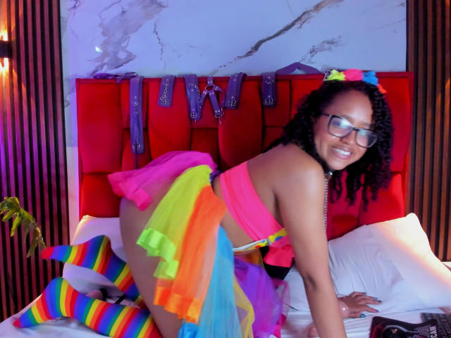 ArtemisaS - Live sexe cam - 28041383