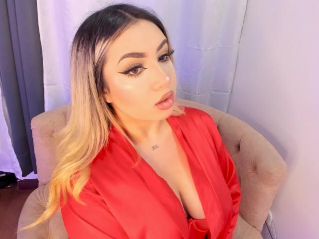 MelissaLust - Live sex cam - 28043807