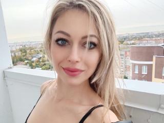 SweetLadyXX - Live sex cam - 28045592