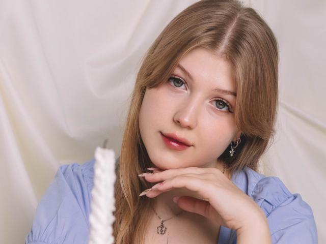 StellaLane - Live sex cam - 28047065