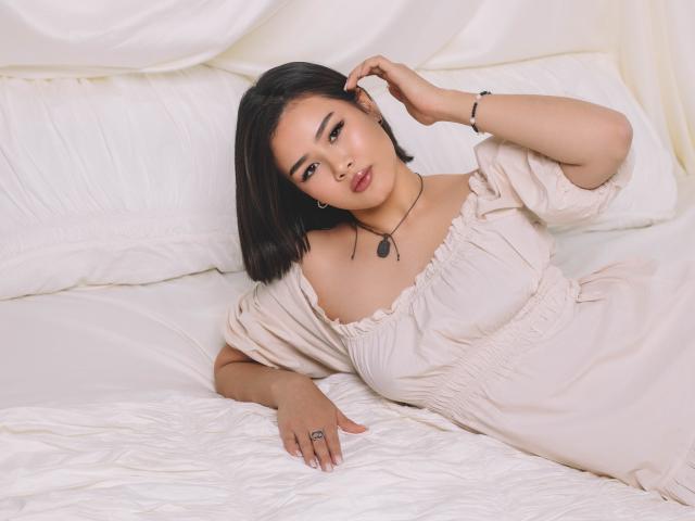 ArianaFlower - Sexe cam en vivo - 28047734