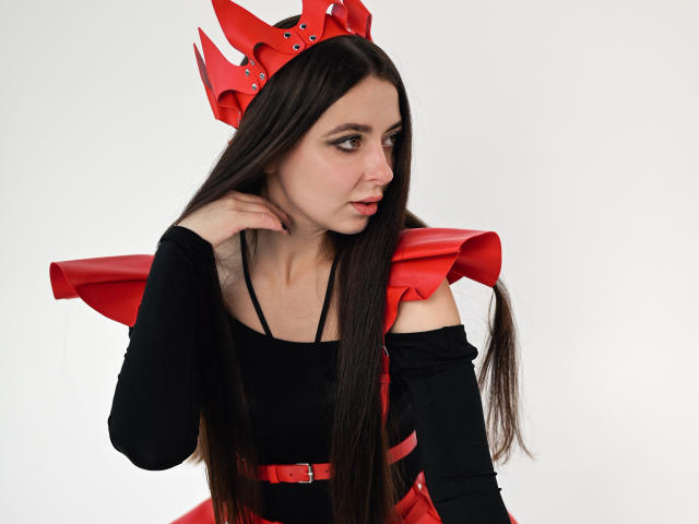 DiamondEyesss - Sexe cam en vivo - 28048373