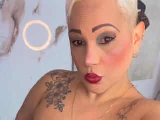 GianellaCox - Live sex cam - 28049561