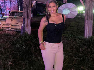 BrigiteWalsh - Sexe cam en vivo - 28050812