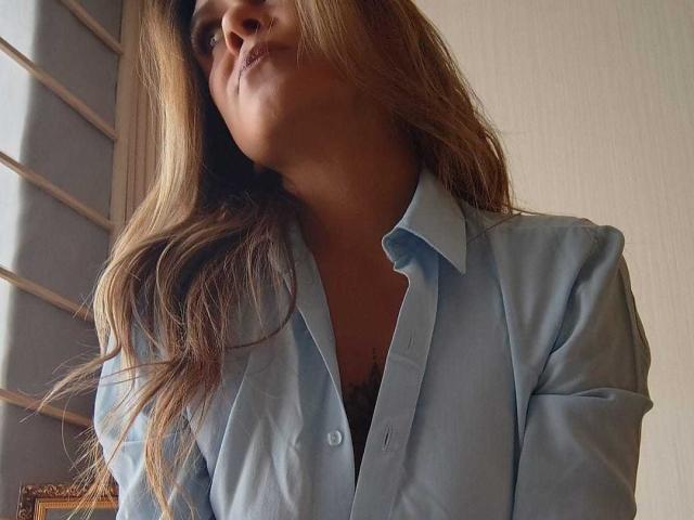 LilithBonneth - Live Sex Cam - 28053425