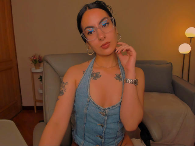 SarahLuna - Live porn &amp; sex cam - 28055633