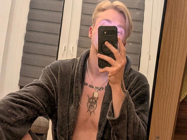 Honig96-hot - Live sex cam - 28055816