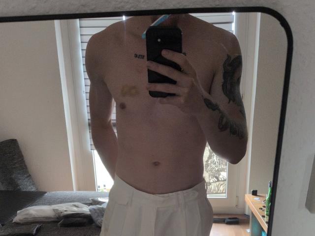 Honig96-hot - Live sex cam - 28055819