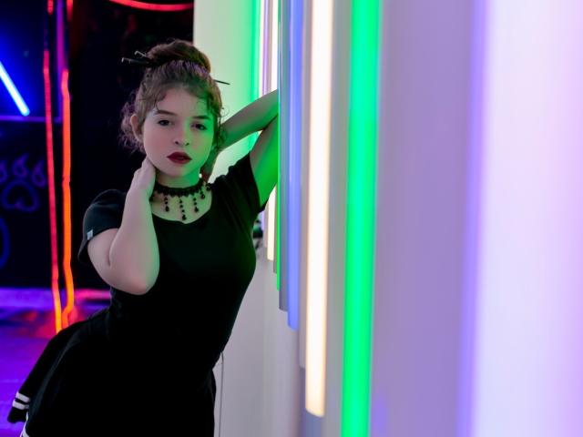 EvaRavissante - Live sex cam - 28056422