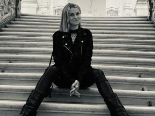 BelleLisaG - Live porn &amp; sex cam - 28059176