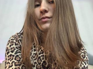 HotCaramelsDuo - Live Sex Cam - 28059842