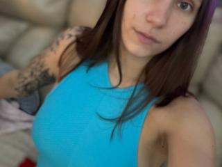 HotCaramelsDuo - Live Sex Cam - 28059884