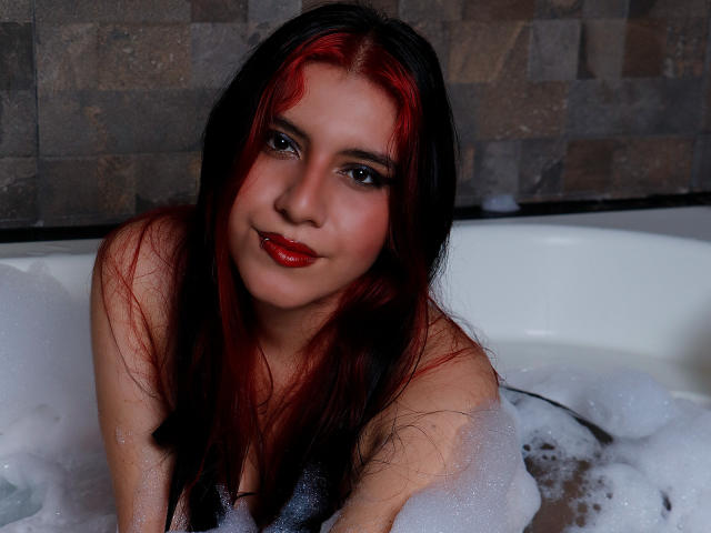 DannaOlivieri - Live sexe cam - 28060784